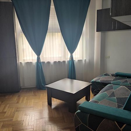 Christie'S Central Apartment Bucharest Luaran gambar